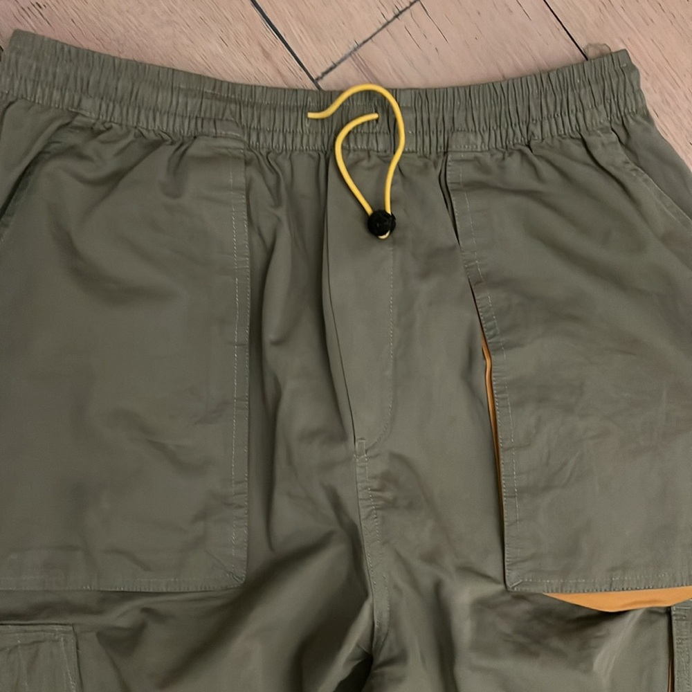 Brain dead parachute cargo pants, yellow accents - Picture 2 of 6
